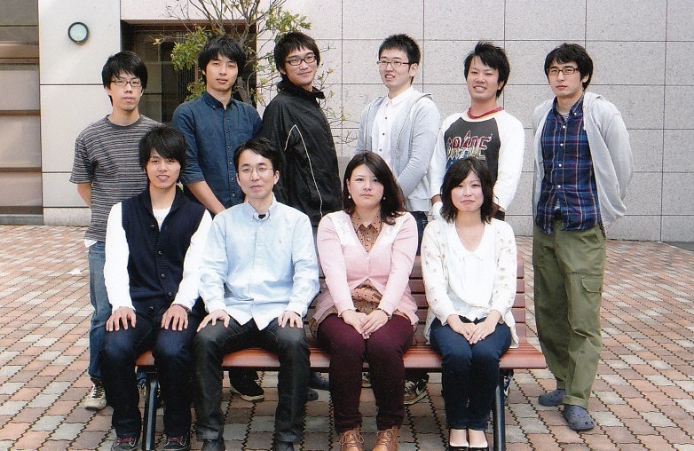 2012NxWʐ^
